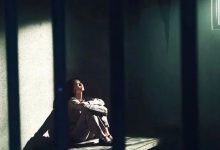 字母圈少女之梦:在幻想里,被绑起来当囚犯-瘾欢