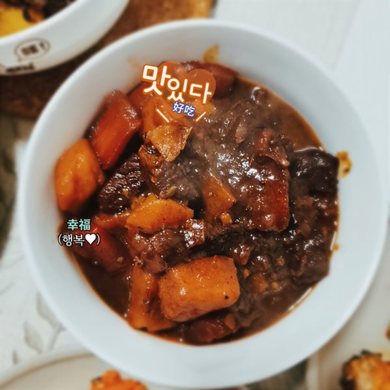 字母圈“调教到一半，他非得给我剪指甲[翻白眼]”——SMer的四季