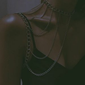 字母圈她和S之间“奇怪的开放关系” 字母圈她和S之间“奇怪的开放关系”