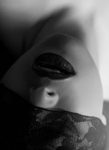 她的字母圈可能不是你的 她的字母圈可能不是你的