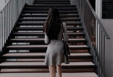 你在20岁左右的时候感到孤独吗？-瘾欢