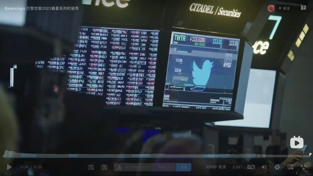 字母圈恋物癖“狂喜”:巴黎世家最新秀场给每一个超模都穿上了套头胶衣 字母圈恋物癖“狂喜”:巴黎世家最新秀场给每一个超模都穿上了套头胶衣
