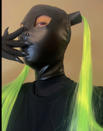 字母圈恋物癖“狂喜”:巴黎世家最新秀场给每一个超模都穿上了套头胶衣 字母圈恋物癖“狂喜”:巴黎世家最新秀场给每一个超模都穿上了套头胶衣