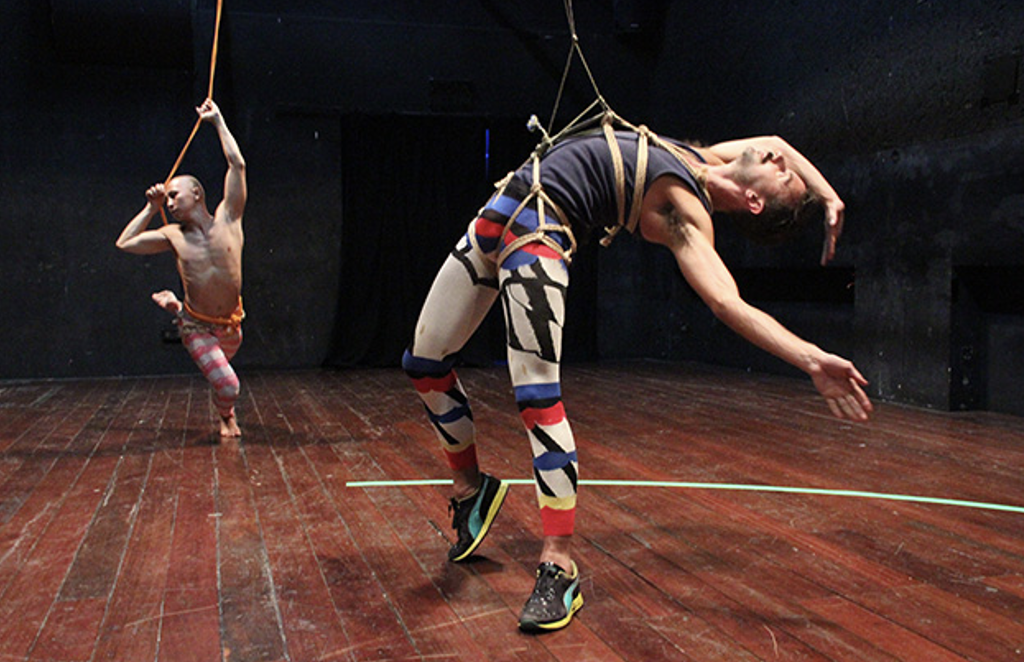 字母圈被 “缚” 的 情 欲 字母圈被 “缚” 的 情 欲