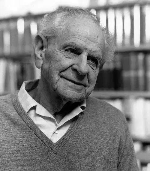 字母圈女高管体验后,“很快乐,但有负罪感。” 字母圈女高管体验后,“很快乐,但有负罪感。”