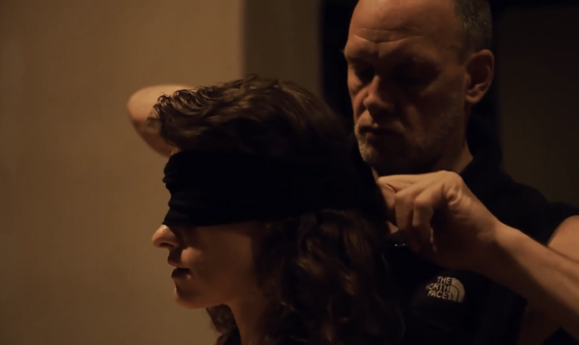 字母圈这部比Porn还敢拍的实践纪录片,请无人时再观看 字母圈这部比Porn还敢拍的实践纪录片,请无人时再观看