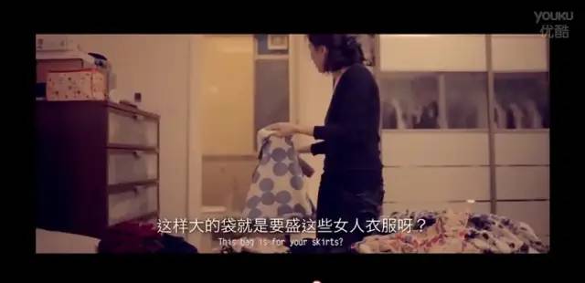 字母圈“在囚笼内起舞” 字母圈“在囚笼内起舞”