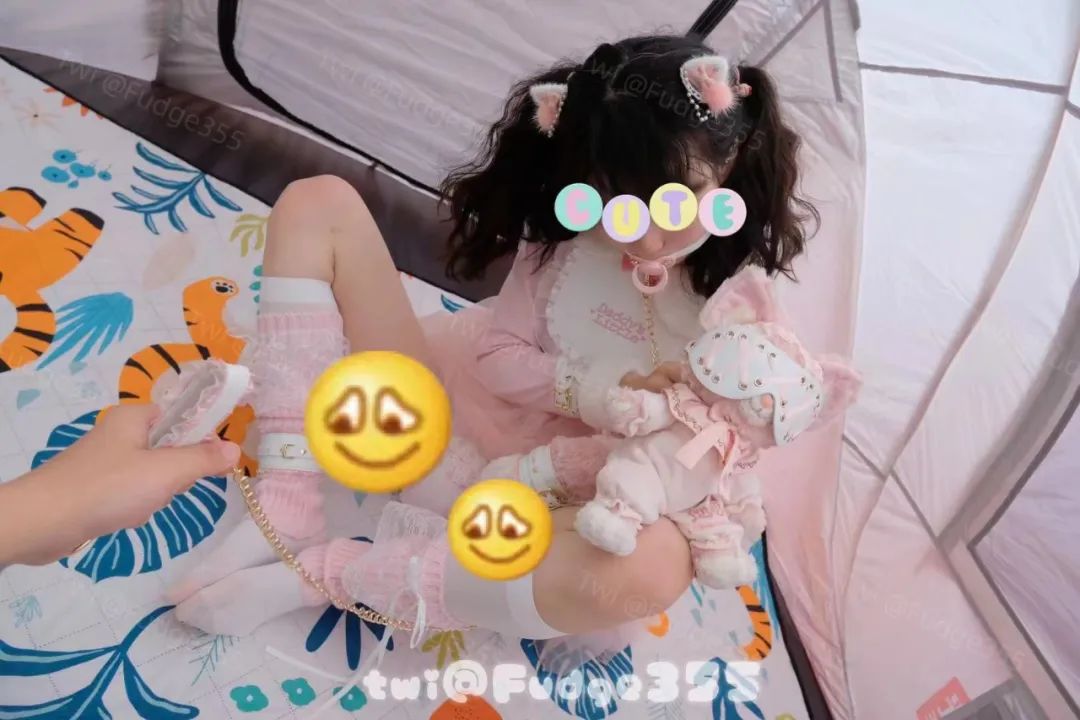 字母圈“一边走,一边尿,湿湿热热谁知道” 字母圈“一边走,一边尿,湿湿热热谁知道”