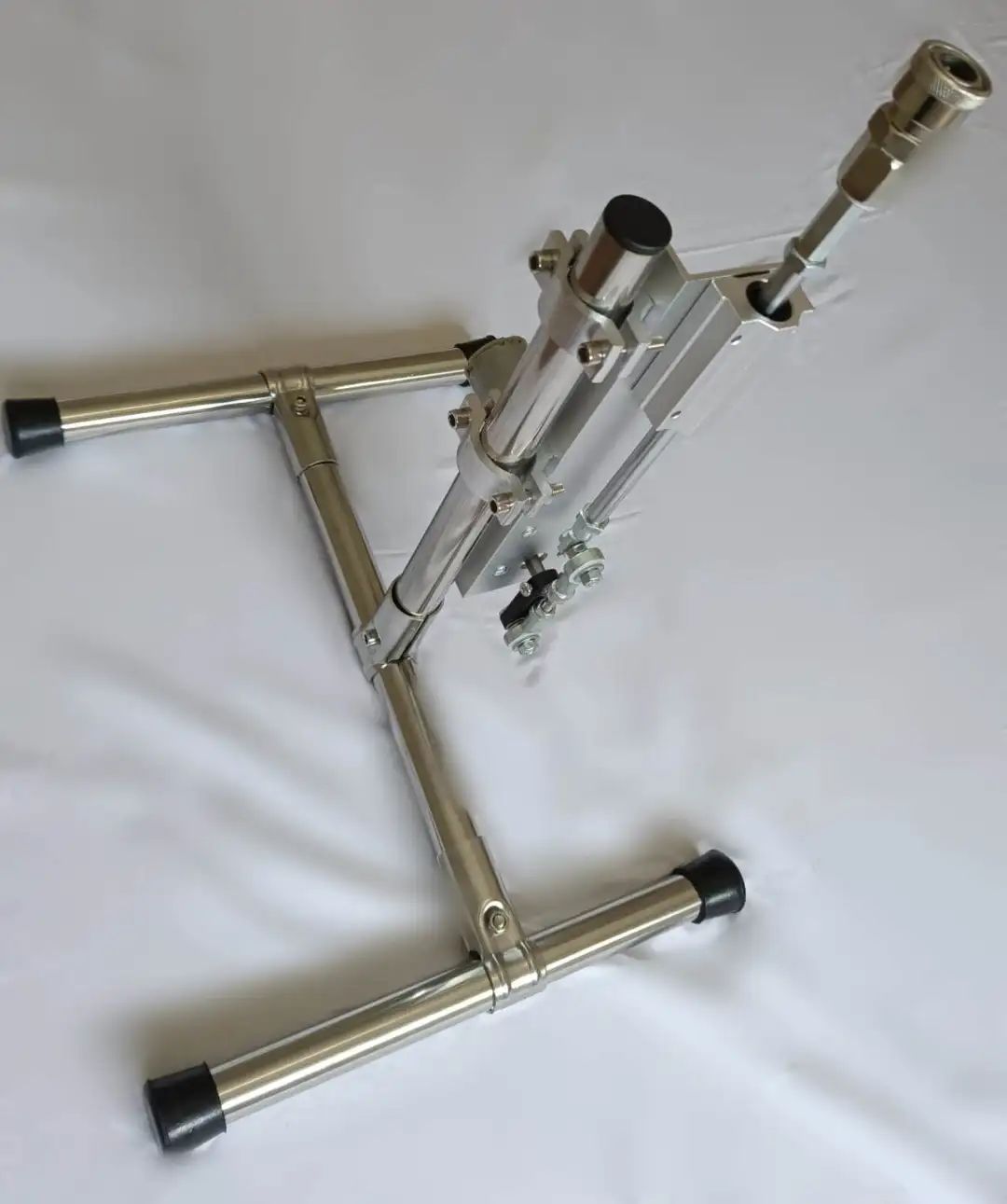 字母圈“我做了一套能监测身体的全自动自罚装置” 字母圈“我做了一套能监测身体的全自动自罚装置”