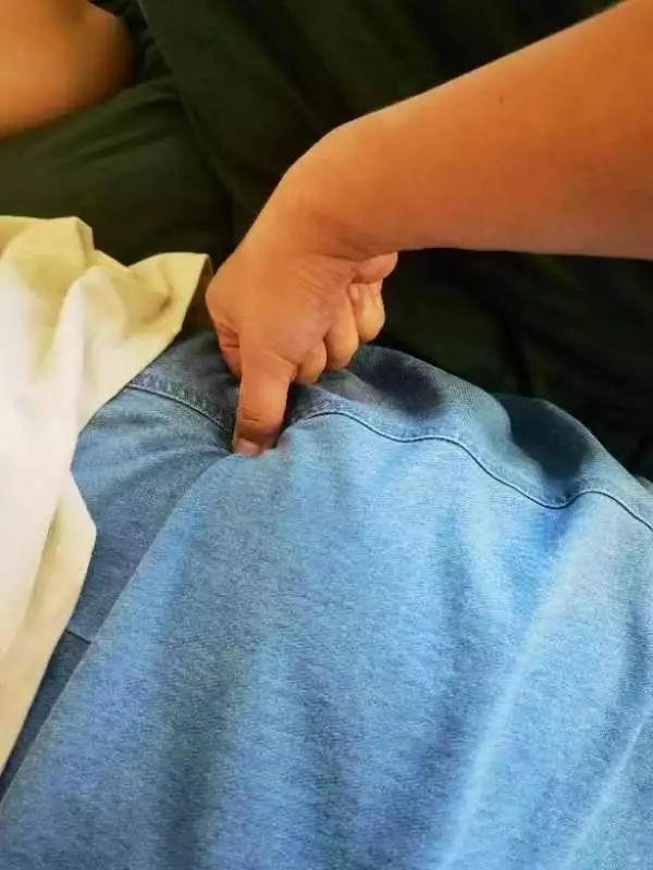 字母圈学会这一手,钢铁M都得一哆嗦(|T|Д|T|) 字母圈学会这一手,钢铁M都得一哆嗦(|T|Д|T|)