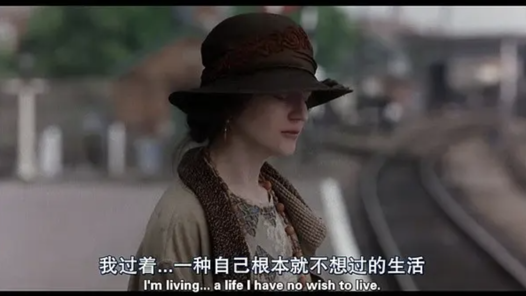 字母圈“在茶柜里发现了妈妈的秘密” 字母圈“在茶柜里发现了妈妈的秘密”