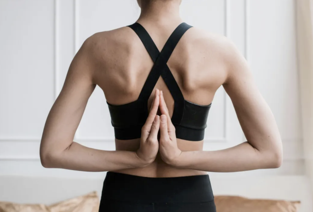 字母圈最“BT”的S,都在惩罚M“练瑜伽” 字母圈最“BT”的S,都在惩罚M“练瑜伽”