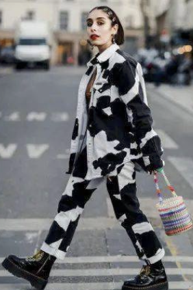 字母圈角色扮演指南:超带劲的“奶牛”play! 字母圈角色扮演指南:超带劲的“奶牛”play!