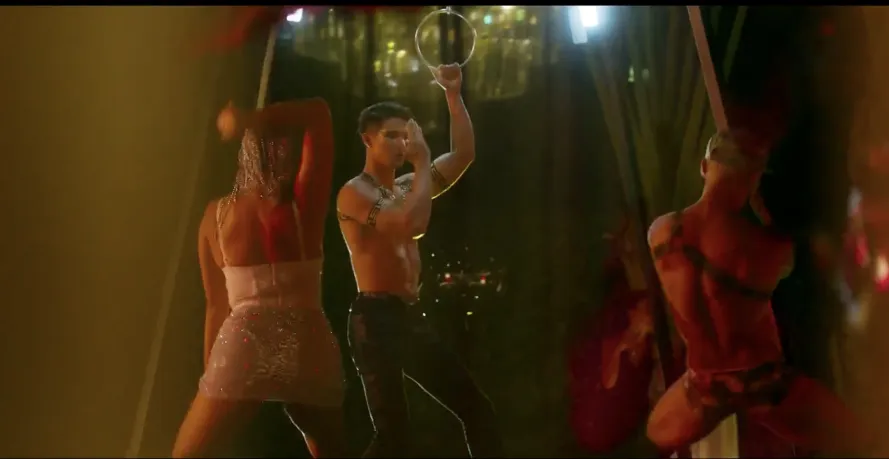 我超爱看被这样拍出来的“狗男女”!!!(非贬义) 我超爱看被这样拍出来的“狗男女”!!!(非贬义)