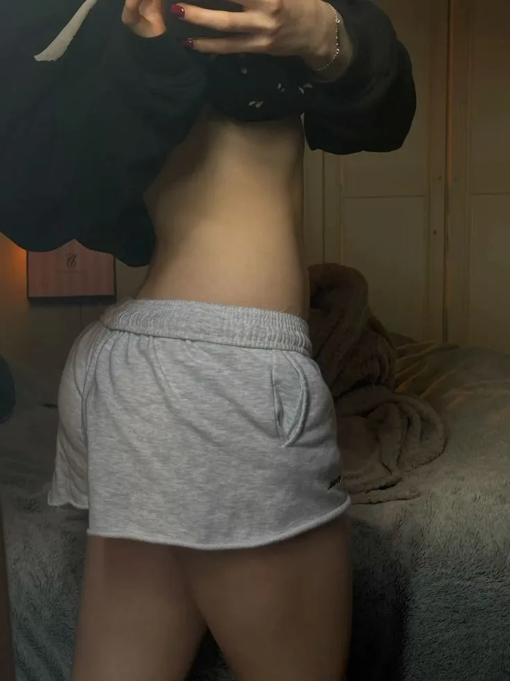 卧室里的字母圈关系:同样真实且合理 卧室里的字母圈关系:同样真实且合理