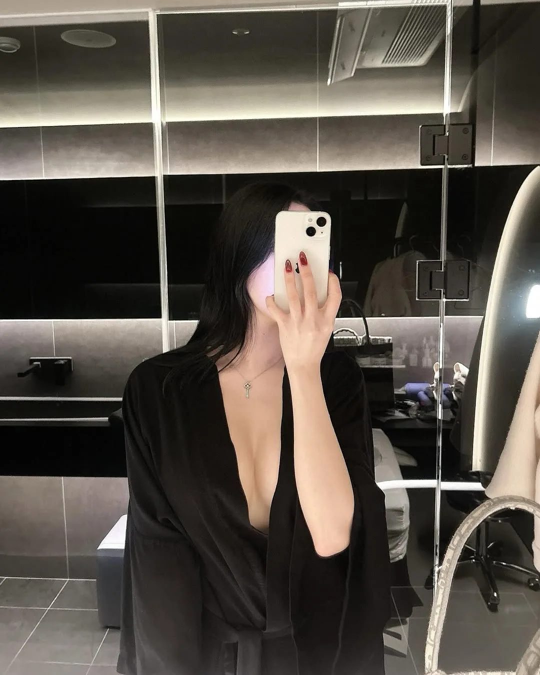 字母圈不为别的,只为当下的快乐 字母圈不为别的,只为当下的快乐